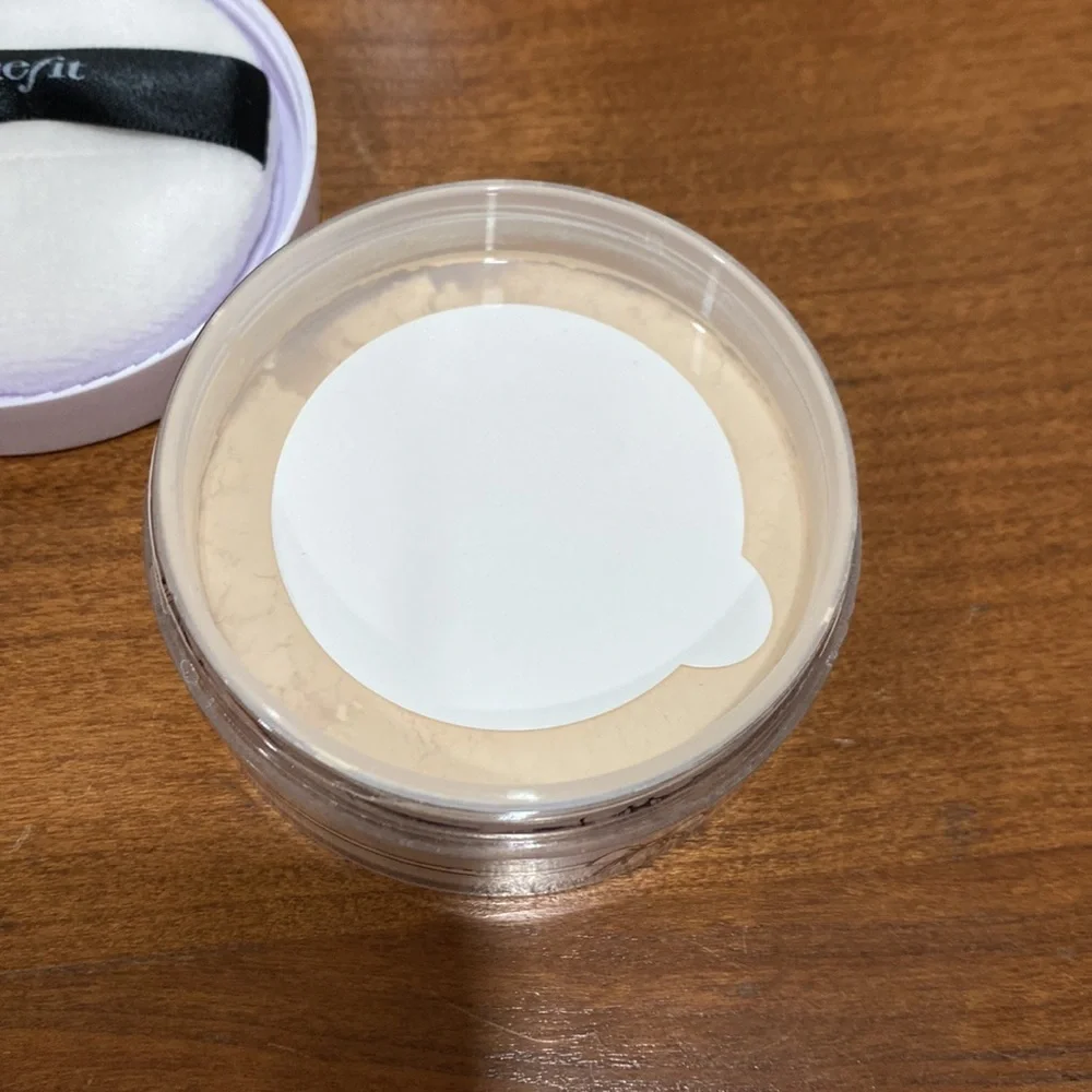 NWOB Benefit Matterial Girl Setting Powder